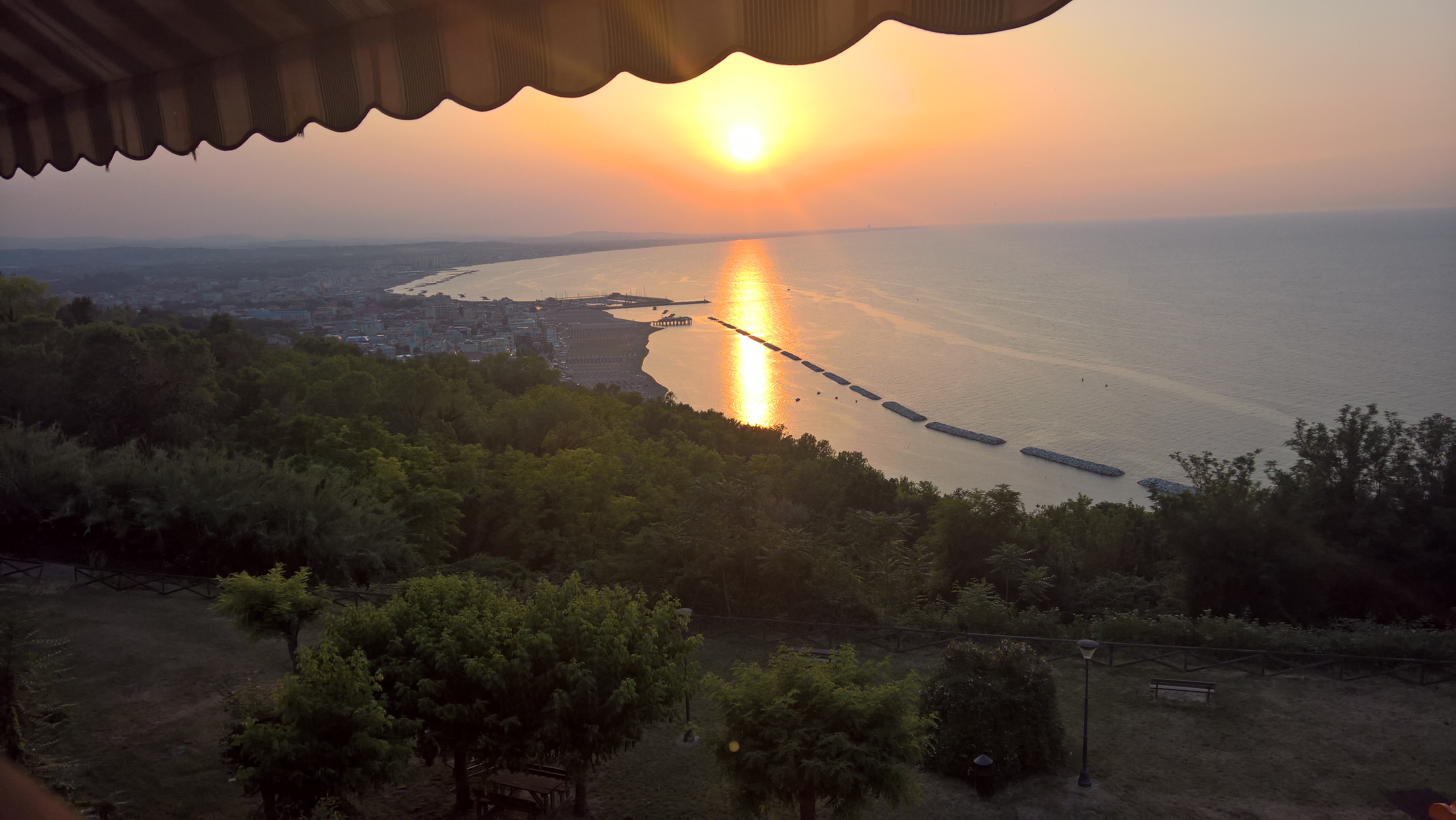 WP 20170615 20 22 57 Rich